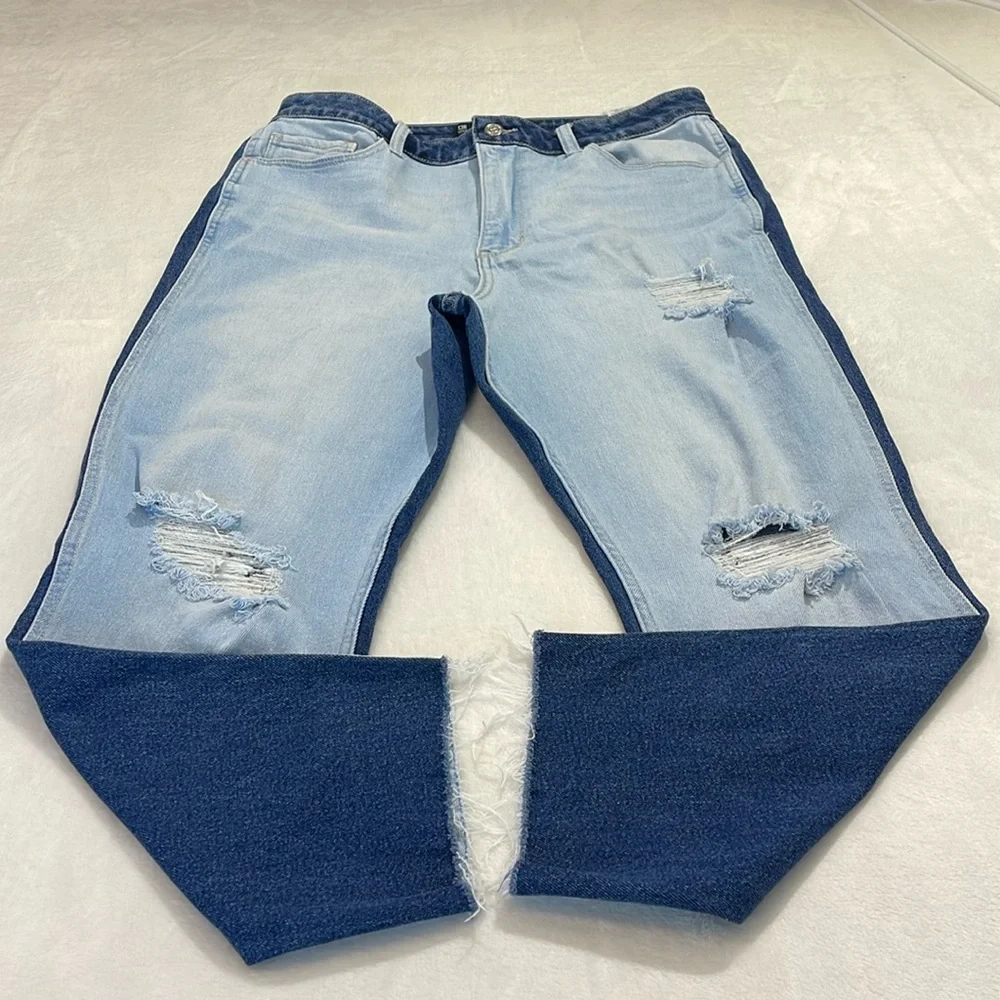 HOLLISTER ULTRA HIGH RISE MOM JEANS WOMENS SIZE 13R